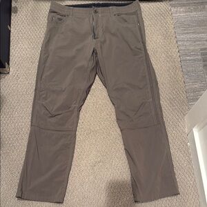 Kuhl Men's Cargo Pants in Gray